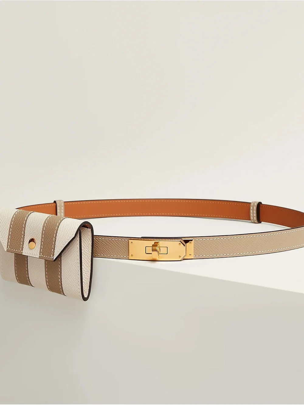 Hermes Kelly Pocket Bayadere 18 belt in Trench/Craie